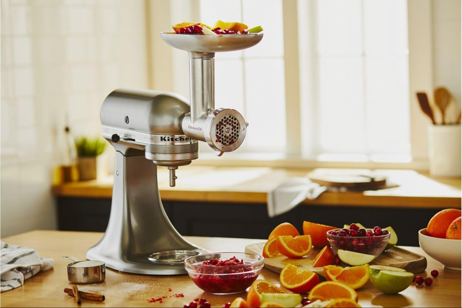 KSMMGA Metal Food Grinder Attachment. Silver